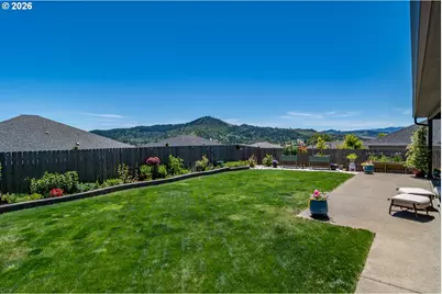 836 Durham Ave, Sutherlin, OR 97479 - Photo 42