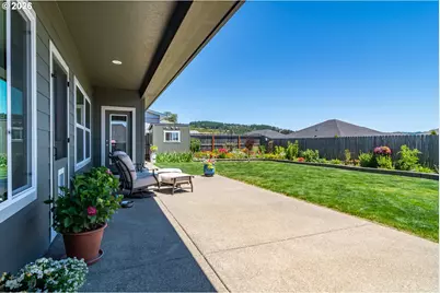 836 Durham Ave, Sutherlin, OR 97479 - Photo 40