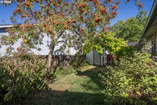 147 SW Wake Robin Ave, Corvallis, OR 97333 - Photo 14
