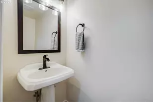 6343 Failing St, West Linn, OR 97068 - Photo 14
