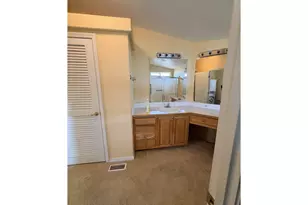 4055 Royal Ave, Eugene, OR 97402 - Photo 12