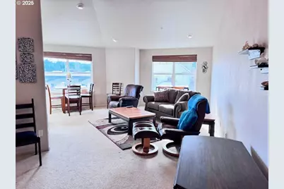 179 Laurel St #9, Florence, OR 97439 - Photo 4