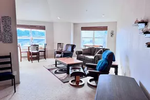 179 Laurel St, Florence, OR 97439 - Photo 4