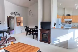 179 Laurel St, Florence, OR 97439 - Photo 6