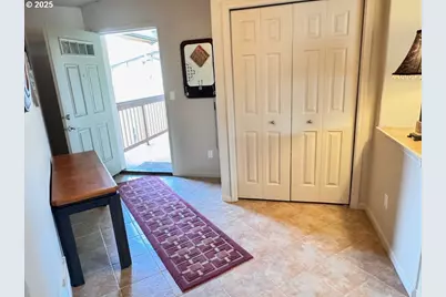 179 Laurel St #9, Florence, OR 97439 - Photo 2