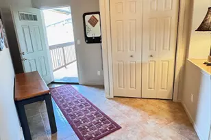 179 Laurel St, Florence, OR 97439 - Photo 2