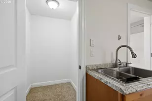 340 NE 7th St, Dufur, OR 97021 - Photo 28