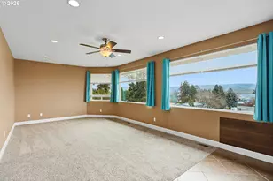 340 NE 7th St, Dufur, OR 97021 - Photo 4