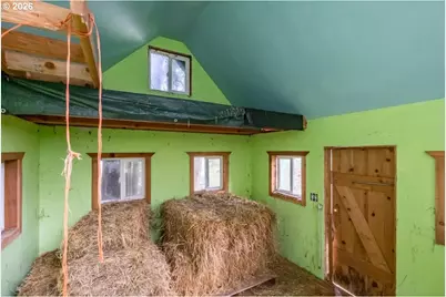 37905 S Wilhoit Rd, Molalla, OR 97038 - Photo 36