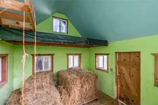 37905 S Wilhoit Rd, Molalla, OR 97038 - Photo 36