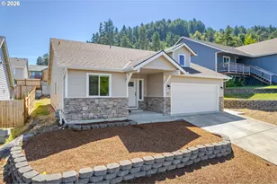 762 Kayla Marie, Creswell, OR 97426 - Photo 2