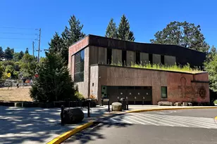 614 S Nevada St, Portland, OR 97219 - Photo 42