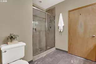 614 S Nevada St, Portland, OR 97219 - Photo 28