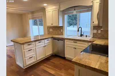 308 S 32nd Pl, Ridgefield, WA 98642 - Photo 2