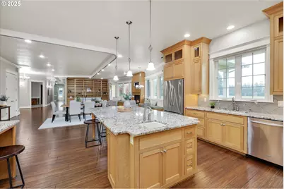 10667 Hovenden Ln, Woodburn, OR 97071 - Photo 22