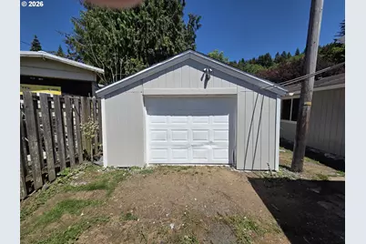 509 Garibaldi Ave, Garibaldi, OR 97118 - Photo 34