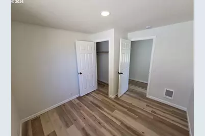 509 Garibaldi Ave, Garibaldi, OR 97118 - Photo 22