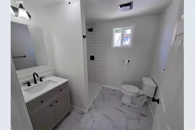 509 Garibaldi Ave, Garibaldi, OR 97118 - Photo 24