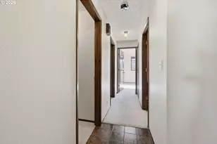 1215 Rio Glen Dr, Eugene, OR 97401 - Photo 20
