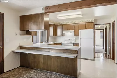 1215 Rio Glen Dr, Eugene, OR 97401 - Photo 2