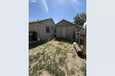 2460 SE Melrose Dr, Prineville, OR 97754 - Photo 10