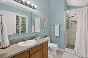 18761 Indian Creek Way, Lake Oswego, OR 97035 - Photo 18