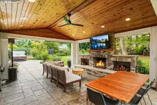 4725 Upper Dr, Lake Oswego, OR 97035 - Photo 34