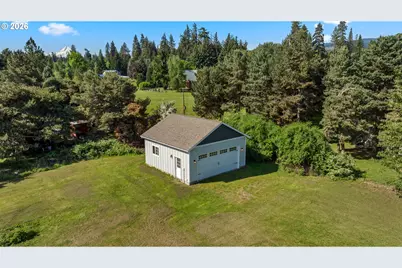 1051 Cannon Dr, Hood River, OR 97031 - Photo 30