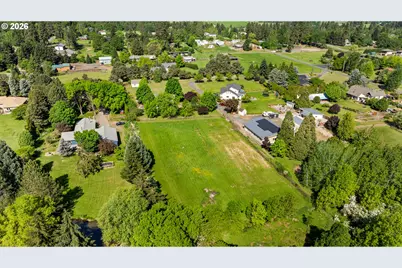 1051 Cannon Dr, Hood River, OR 97031 - Photo 38