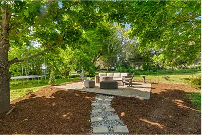 1051 Cannon Dr, Hood River, OR 97031 - Photo 22