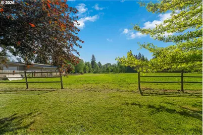 1051 Cannon Dr, Hood River, OR 97031 - Photo 32