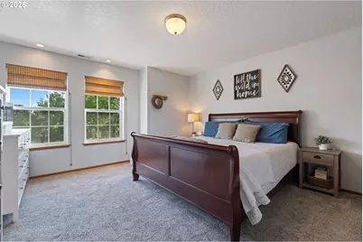 1051 Cannon Dr, Hood River, OR 97031 - Photo 18