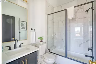 508 NE 56th Ave, Portland, OR 97213 - Photo 24