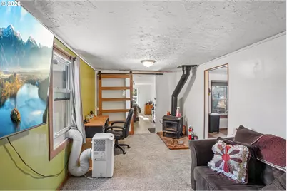 464 S 12th St, Saint Helens, OR 97051 - Photo 8