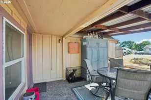 464 S 12th St, Saint Helens, OR 97051 - Photo 6