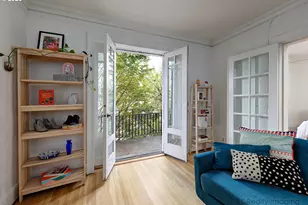1811 NW Couch St, Portland, OR 97209 - Photo 12