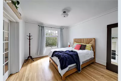 1811 NW Couch St #302, Portland, OR 97209 - Photo 20