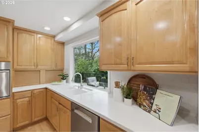 2831 Vale Ct, Lake Oswego, OR 97034 - Photo 14