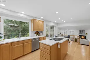 2831 Vale Ct, Lake Oswego, OR 97034 - Photo 10