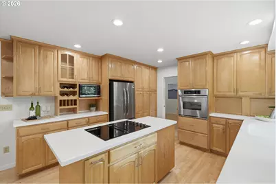 2831 Vale Ct, Lake Oswego, OR 97034 - Photo 12