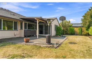 3910 NW 172nd Pl, Beaverton, OR 97006 - Photo 32