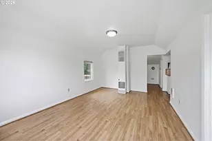 308 SW 2nd St, McMinnville, OR 97128 - Photo 6