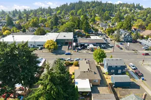7015 NE Glisan St, Portland, OR 97213 - Photo 10