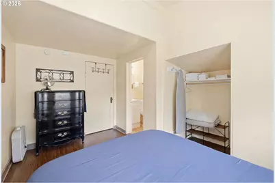 327 6th St, Springfield, OR 97477 - Photo 24