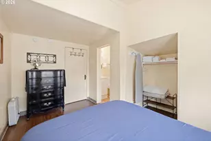 327 6th St, Springfield, OR 97477 - Photo 24