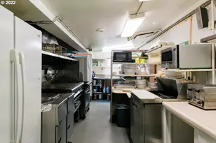 4265 Main St, Springfield, OR 97478 - Photo 14