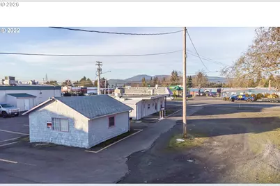 4265 Main St, Springfield, OR 97478 - Photo 28