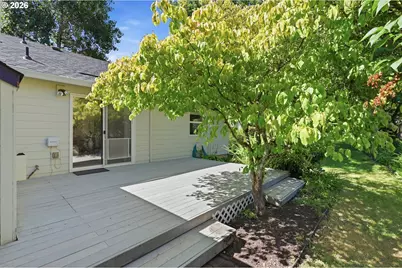340 SW 7th St, Dundee, OR 97115 - Photo 34