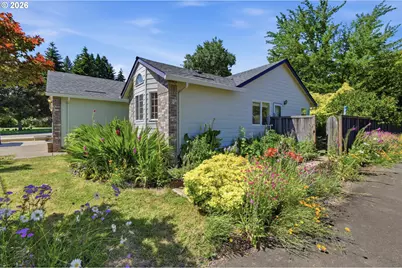 340 SW 7th St, Dundee, OR 97115 - Photo 4