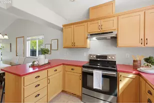 340 SW 7th St, Dundee, OR 97115 - Photo 14